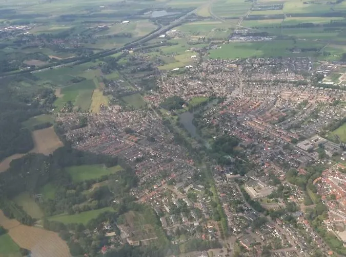 לינה וארוחת בוקר Bed And Breakfast Hattem 4*